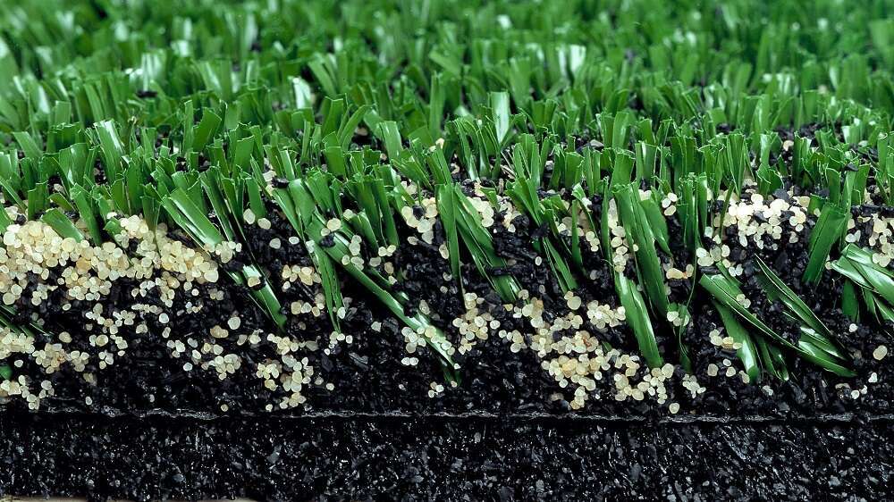 Đệm chống sốc là giải pháp tối ưu để tăng độ an toàn và khả năng phục hồi cho bề mặt sân cỏ nhân tạo