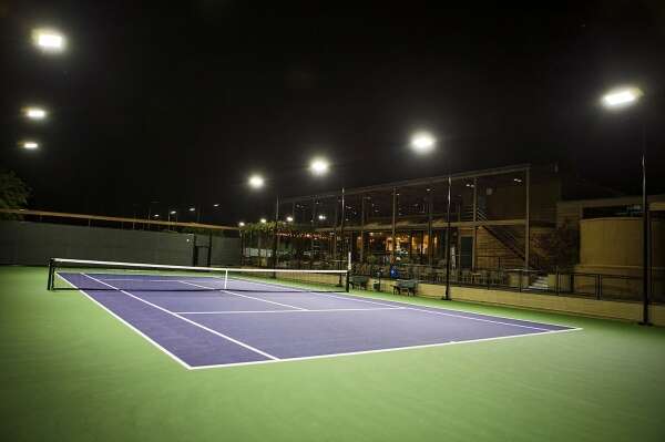 Các tiêu chuẩn chiếu sáng sân tennis