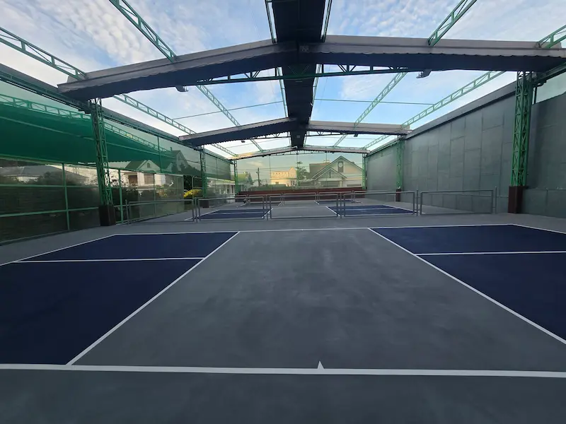 Cụm 3 sân pickleball Se San 3A tại Pleiku, Gia Lai, nền asphalt sơn Flexipave do AT SPORT thi công